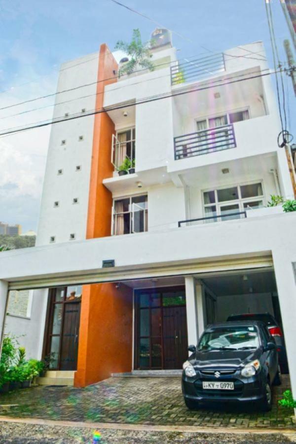 Furnished Apartment At Colombo Suburbs Nawala 拉夏吉里雅 外观 照片