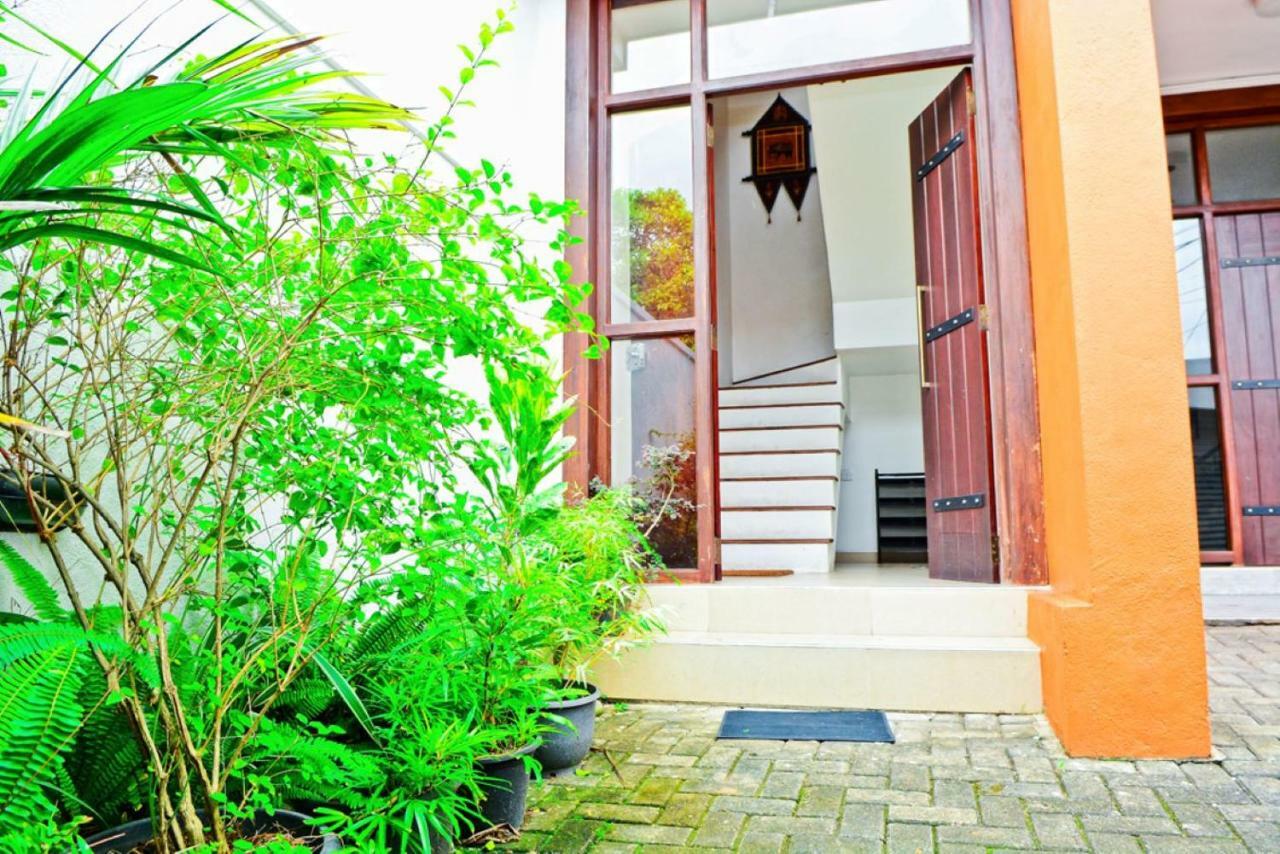 Furnished Apartment At Colombo Suburbs Nawala 拉夏吉里雅 外观 照片