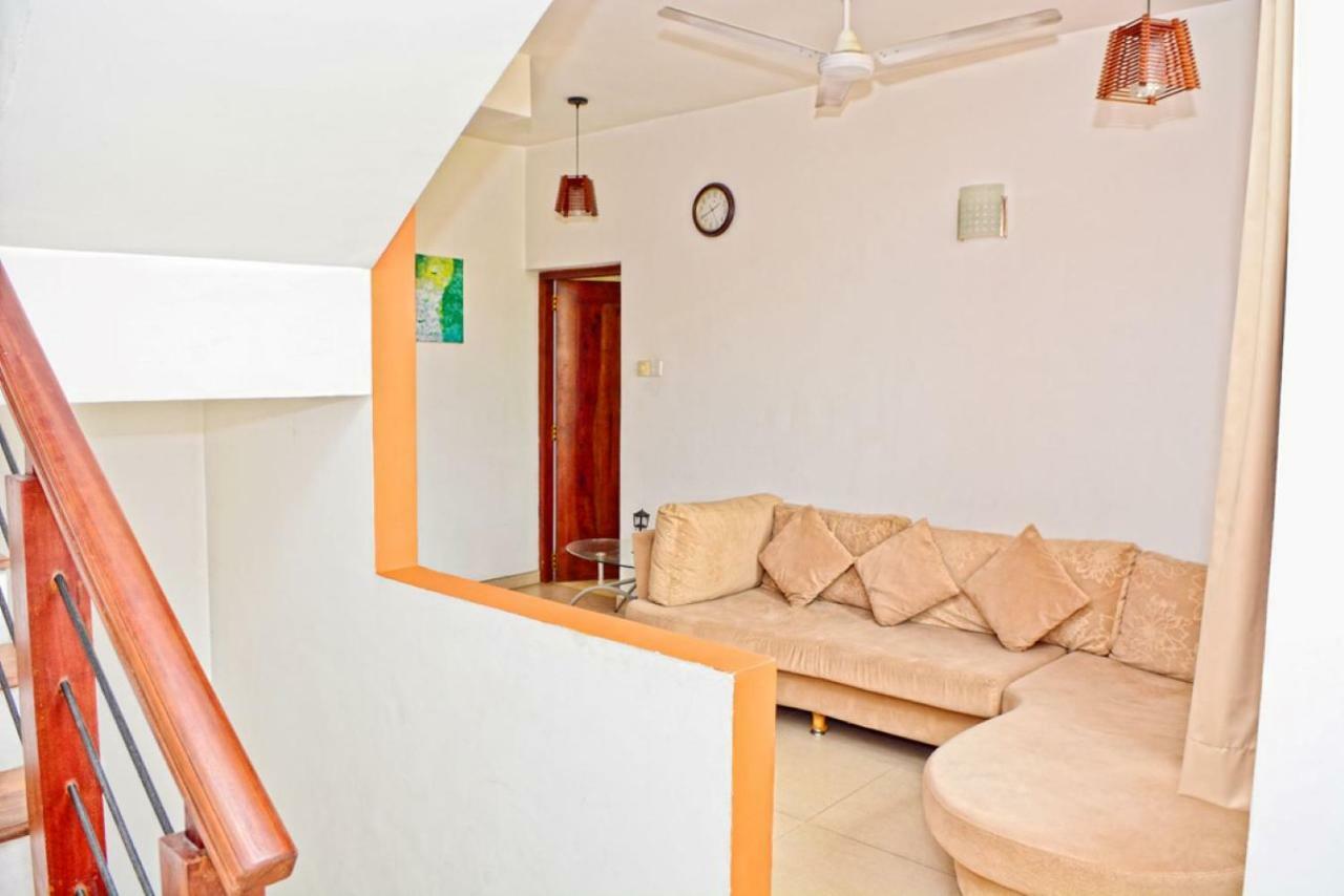Furnished Apartment At Colombo Suburbs Nawala 拉夏吉里雅 外观 照片